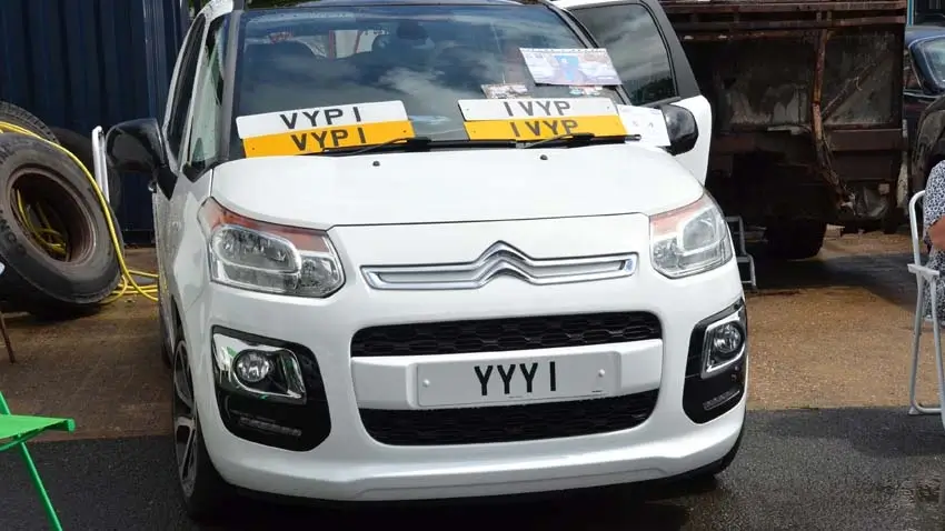 YYY 1 number plate
