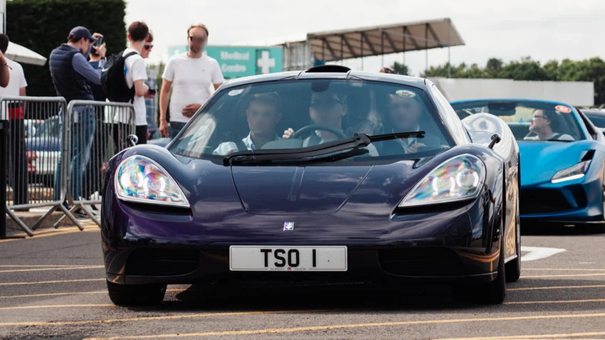 Regtransfers personal number plate car feature
