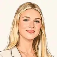 Headshot of Harriet Beavis